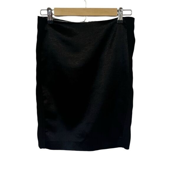 bebe Black Mini Skirt with Gathered Zippered Back. Sz 4. Great Condition!! - Picture 1 of 11